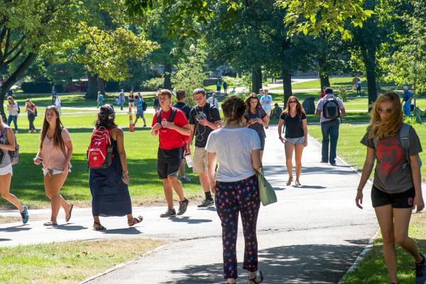 Students walking on the Ohio State Oval
